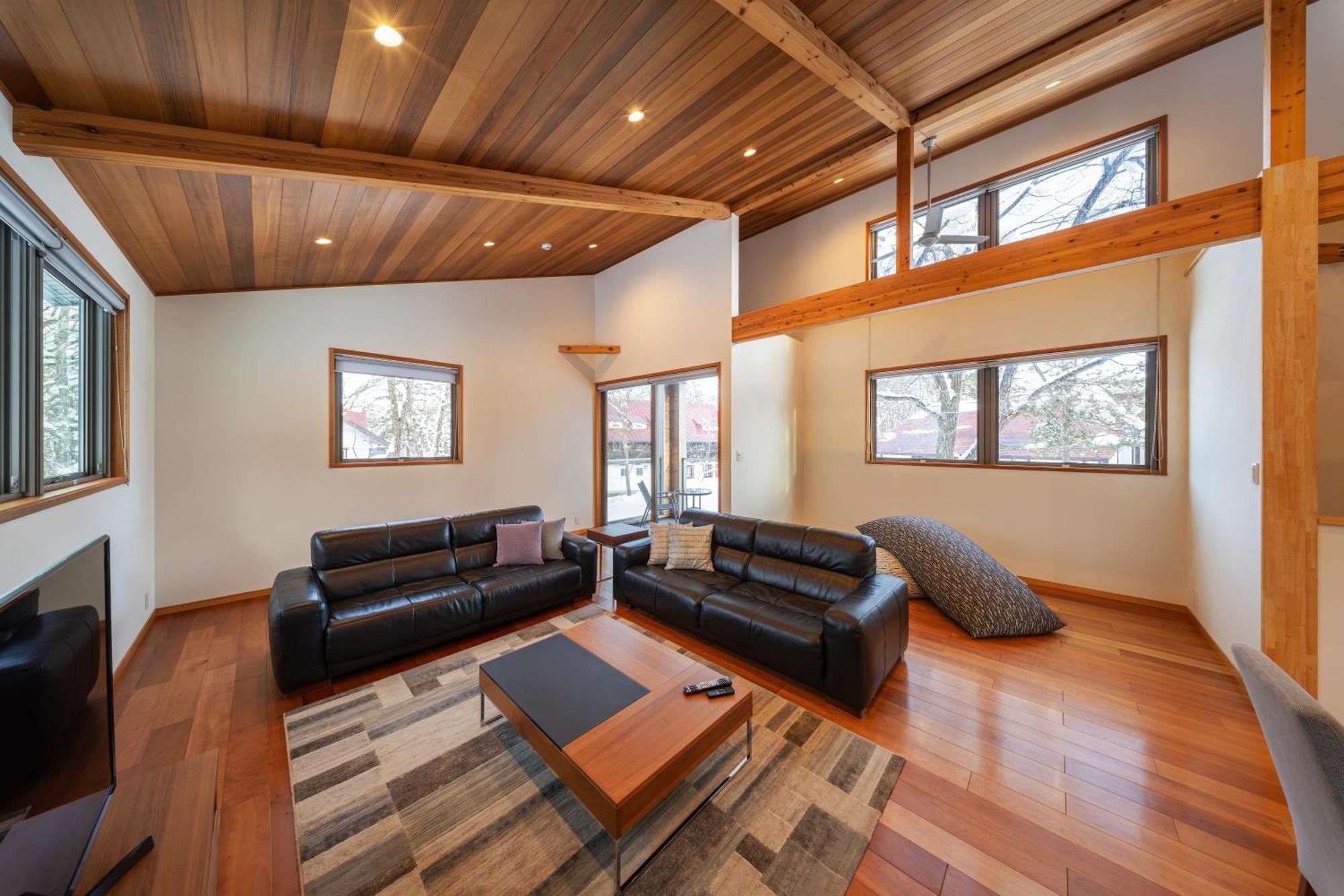Bluebird Chalets Hakuba Extérieur photo