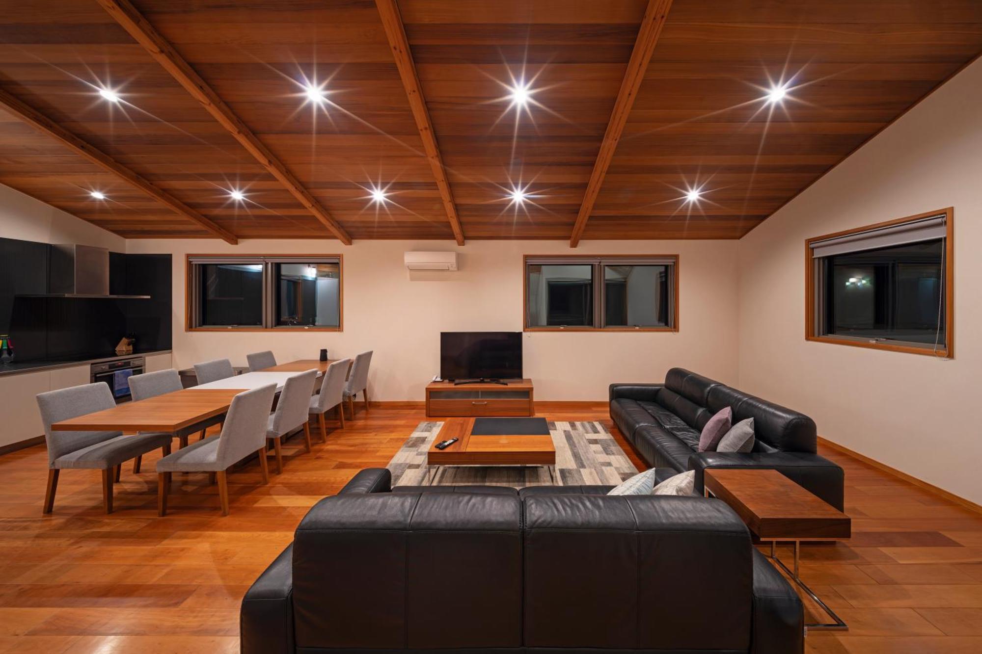 Bluebird Chalets Hakuba Extérieur photo